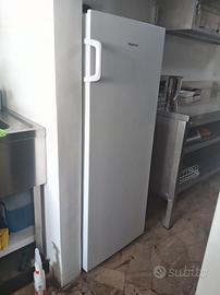Congelatore a cassetti Hisense