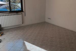 Trilocale con terrazzo, box e cantina
