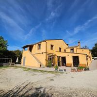 V 1438 - agriturismo - ancona