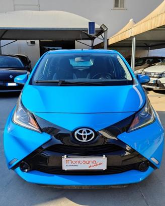 TOYOTA Aygo 1.0 VVT-i 69 CV 5 porte x-cool