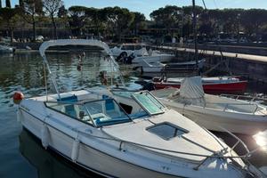 Sea Ray 220 OV - Mercruiser 4,3 Lt