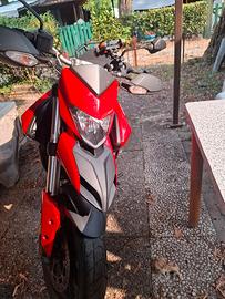 Ducati hyperstrada 821 anno 2016