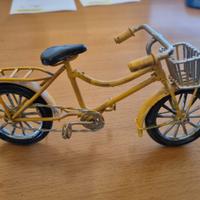modellino decorativo di bicicletta vintage