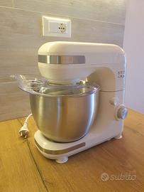 Robot da cucina per impastare, mescolare, mixare