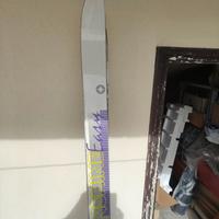 sci Spalding con attacchi Tyrolla