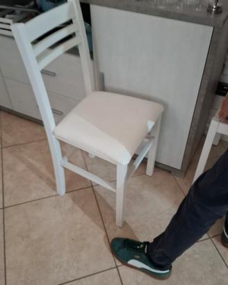 sedia bianca