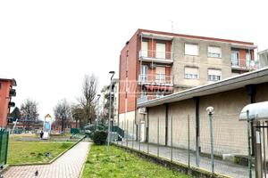 3 LOCALI ULTIMO PIANO CON POSIBILITA' BOX!