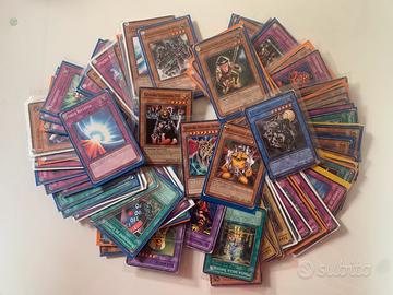 100 Carte Yu-Gi-Oh!