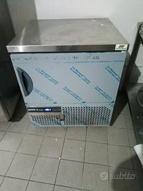 Abbattitore professionale cucina ristorante