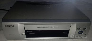 VIDEOREGISTRATORE VHS DAEWOO ST220 - DA RIPARARE