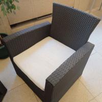 Set di divano, poltrone e tavolino da  giardino