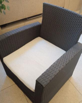 Set di divano, poltrone e tavolino da  giardino