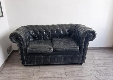 DIVANO CHESTERFIELD (IN VERA PELLE) NERO