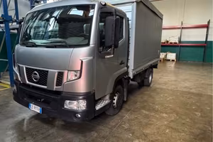 Nissan nt500
