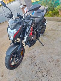 Voge brivido 300