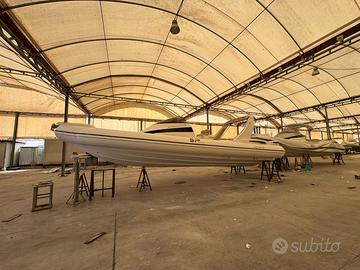 Seapro 33 comfort motori 2 x suzuki 300 cv. bianco