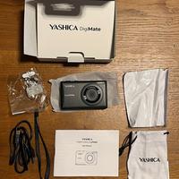 YASHICA DigiMate - Fotocamera Digitale Compatta 64