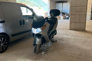 Scooter Suzuki Burgman 400