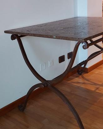 tavolo in ferro battuto