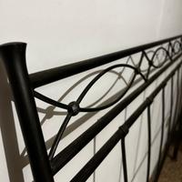 Letto matrimoniale in ferro battuto