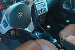 Alfa Romeo Mito 13 Jtdm 90 distinctive pack