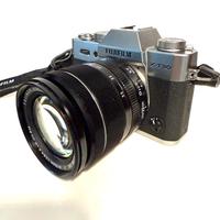 Fujifilm X-T30 Silver con due obiettivi
