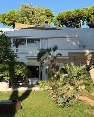 VILLA SINGOLA A SANTA MARINELLA