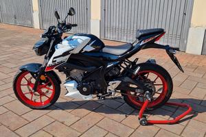 Suzuki Gsx-S 125 Naked usata