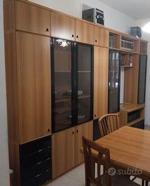 Salotto, Parete + Tavolo allungabile con sedie