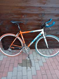 bici corsa strada