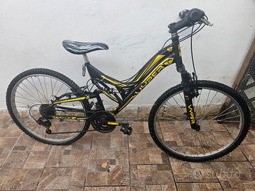 bicicletta montain bike 26....
