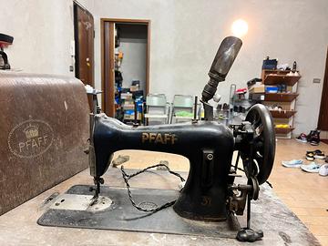 Macchina da cucire PFAFF primi 900