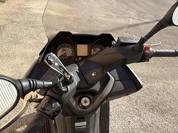 Scooter 300