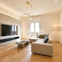 APPARTAMENTO CON 3 CAMERE, SOFFITTA E CORTE !!!
