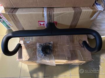 Manubrio Corsa carbonio Attacco Integrato 420 440