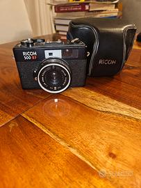 macchina fotografica Ricoh 500 RF