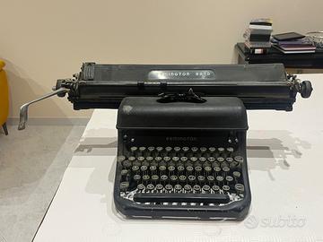 Macchina da scrivere vintage Remington originale