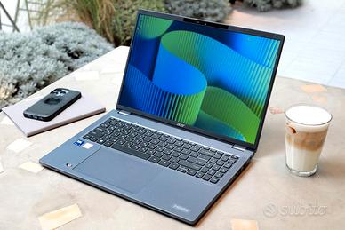 Acer Travelmate 14" touch intel i7 undicesima
