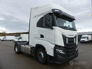 Iveco S-WAY 490 TRATTORE stradale