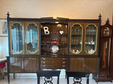 Elegante credenza/vetrina vintage in legno pregiat