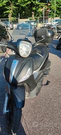 scooter Beverly 350 Touring