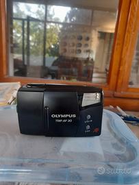 macchina fotografica olimpus trip A F 30