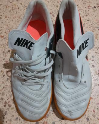 Scarpe calcetto nike