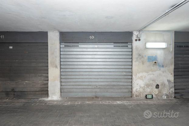 Rif.AL246| garage gravina di catania