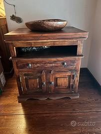 Mobile antico arte povera