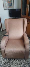Poltrona elettrica per anziani