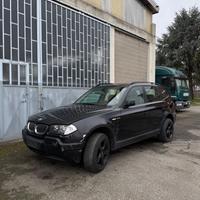 BMW X3 2.0 TDI anno 20105 (solo ricambi)