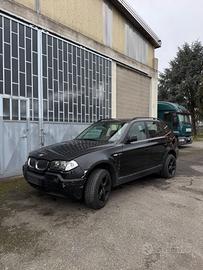 BMW X3 2.0 TDI anno 20105 (solo ricambi)