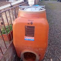 BOTTE IN VETRORESINA
