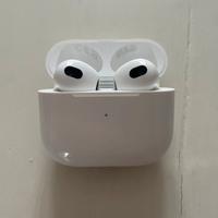 Apple AirPods